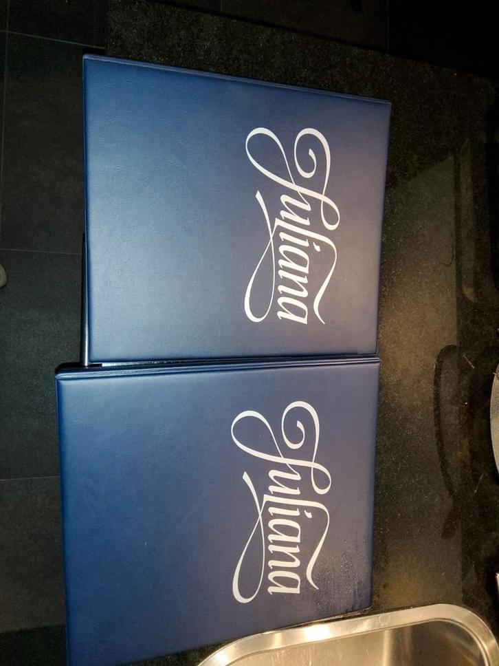 2 Juliana Muntenalbums + Muntbladen, Postzegels en Munten, Munten en Bankbiljetten | Toebehoren, Overige typen, Ophalen of Verzenden