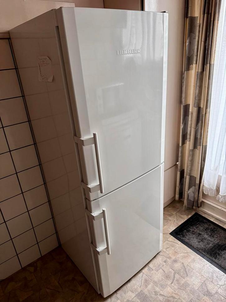 Liebherr Koel-Vriescombinatie, Witgoed en Apparatuur, Koelkasten en IJskasten, Gebruikt, Met vriesvak, 200 liter of meer, 160 cm of meer