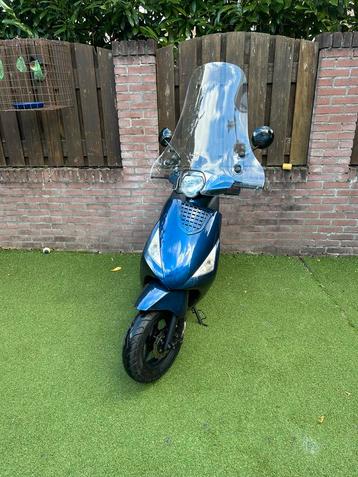 Snorscooter 50cc 4t 9582 KM beschikbaar voor biedingen