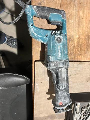 Gereedschap reprico zaag 2 x boormachine beschikbaar voor biedingen