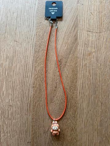 Labubu ketting beschikbaar voor biedingen