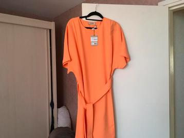 Te koop splinternieuwe jurk van Mos mosh maat M beschikbaar voor biedingen