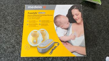 Medela freestyle handsfree beschikbaar voor biedingen