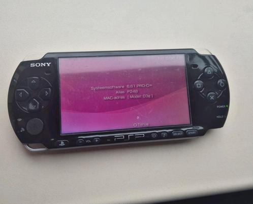 Psp 3000 met veel voorgeïnstalleerde spellen en nieuw scherm, Spelcomputers en Games, Spelcomputers | Sony PSP, Gebruikt, PSP 3000