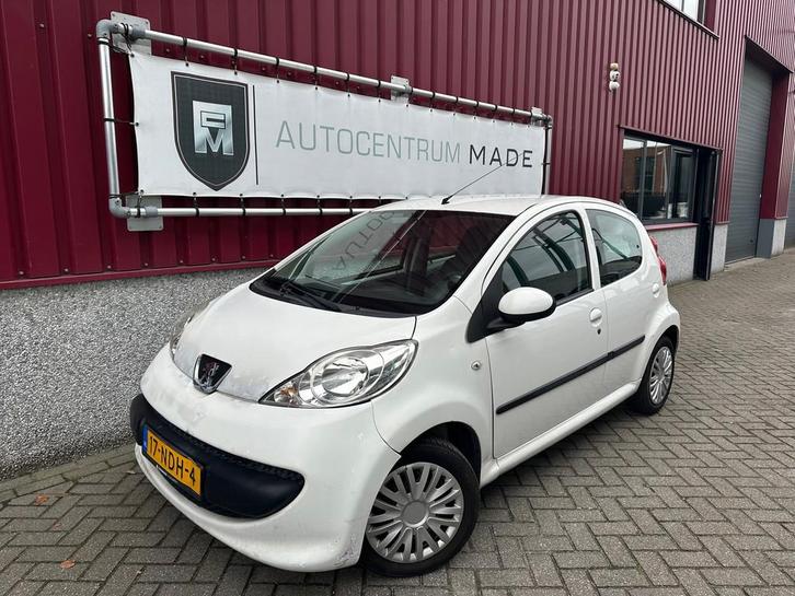 Peugeot 107 1.0-12V XR // 5-Deurs, Auto's, Peugeot, Bedrijf, Te koop, ABS, Airbags, Centrale vergrendeling, Isofix, Startonderbreker