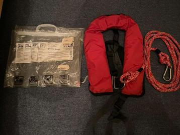 Reddingsvest 150N MYSTIC Junior. Moet weg! beschikbaar voor biedingen
