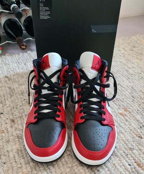 Jordan 1 Black Toe Chicago US 10, Sport en Fitness, Basketbal, Zo goed als nieuw, Ophalen of Verzenden