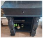 Oud kastje, houtsnijwerk., Huis en Inrichting, Tafels | Sidetables, Ophalen, 50 tot 100 cm, Zo goed als nieuw, 25 tot 50 cm