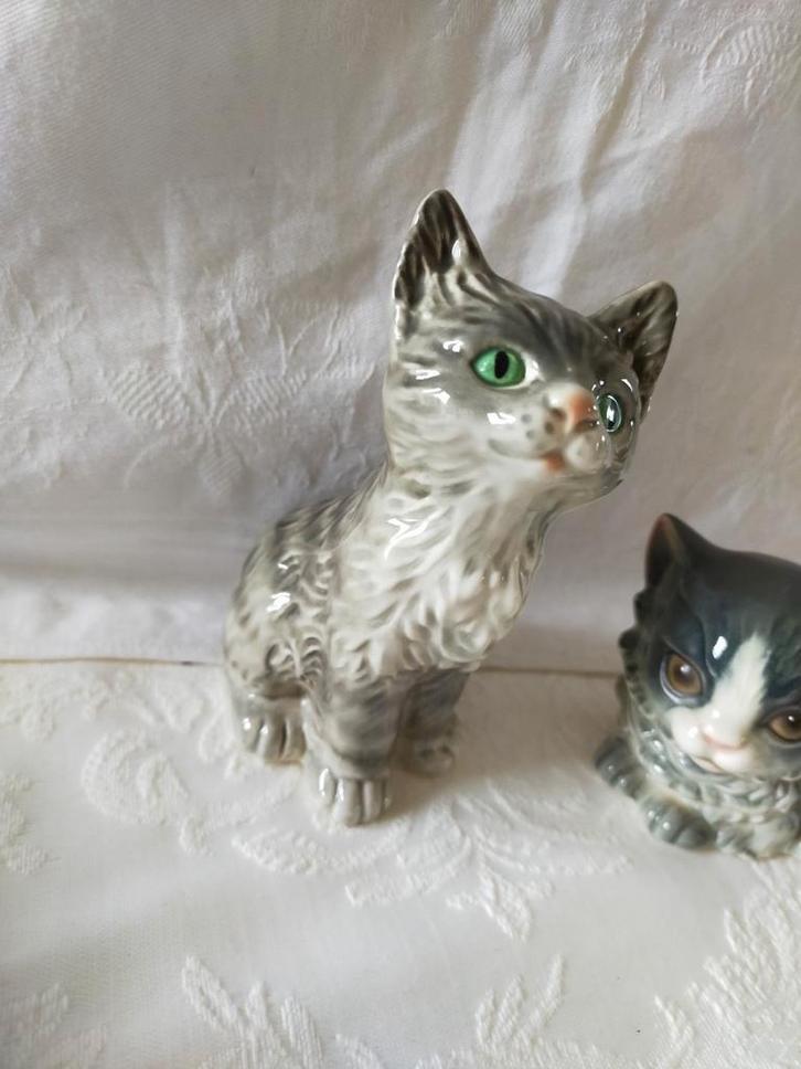 Goebel kittens, katten poezen,  €.12.- per stuk, set €20.-, Verzamelen, Dierenverzamelingen, Zo goed als nieuw, Beeldje of Figuurtje