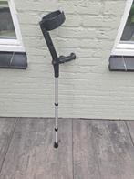 Elleboogkrukken, Ophalen