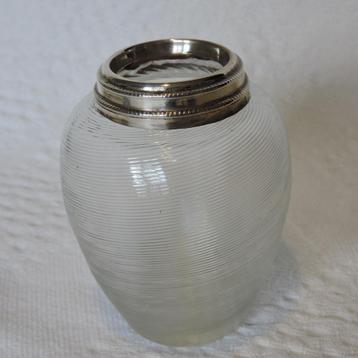  Draadglas lepelvaasje met zilveren rand, 19e eeuw beschikbaar voor biedingen