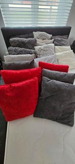 Sierkussentjes(19 stuks) TEAB ((mag weg  ivm verhuizing, Ophalen of Verzenden, Zo goed als nieuw, Vierkant