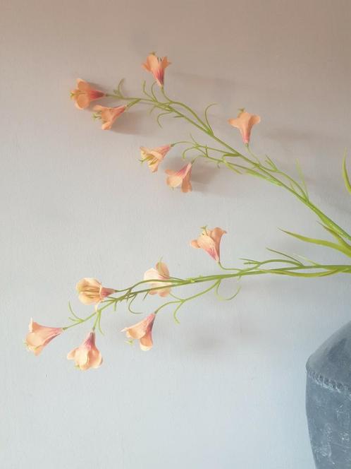 Zijden mini petunia geel 72 cm - bloem - bloemen, Huis en Inrichting, Woonaccessoires | Kunstplanten en Kunstbloemen, Nieuw, Ophalen of Verzenden