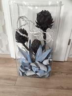 Prachtig opgemaakte rechthoekige stolp door bloemist, Ophalen, Minder dan 50 cm, Zo goed als nieuw, Schilderij