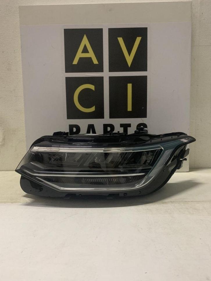 Koplamp Vw Tiguan Allspace Led Facelift Links 5NB941035C, Auto-onderdelen, Verlichting, Volkswagen, Gebruikt, Ophalen of Verzenden