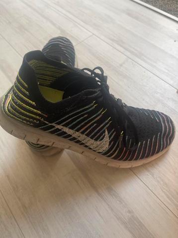 Nike Free RN Flyknit - Zwart - Maat 43 beschikbaar voor biedingen