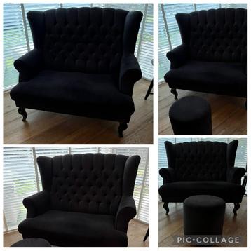 LOVESEAT EN POEF z.g.a.n. beschikbaar voor biedingen