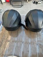 Twee helmen: XL en M, Heren, XL, Overige typen, Tweedehands