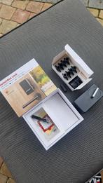 SwitchBot Lock met hub, Ophalen of Verzenden, Gebruikt, Overige materialen, Slot