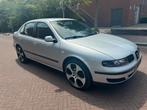 Seat Toledo 1.6 74KW 2000 Grijs, Auto's, Seat, 13 km/l, Euro 5, Zwart, 4 cilinders