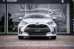 Toyota Yaris 1.5 Hybrid Dynamic|DAB|Camera|Cruise|16'' LMV|P, LED verlichting, 450 kg, 1490 cc, Bedrijf