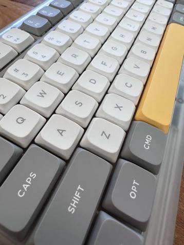 Nuphy Kick75 – Gloednieuw mechanisch keyboard RGB, draadloos beschikbaar voor biedingen