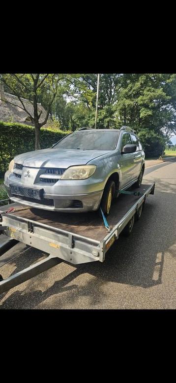 Mitsubishi Outlander 2.0 MPI 2WD 2006 Grijs beschikbaar voor biedingen