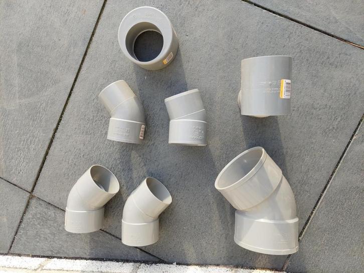 Martens PVC buizen bochten, mof en koppelstukken, Doe-het-zelf en Verbouw, Buizen en Afvoer, Zo goed als nieuw, Bochten, Pvc, Minder dan 2 meter