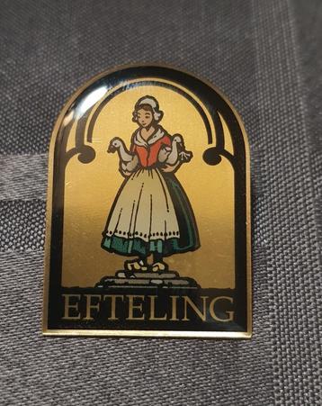 Smidje pin ganzenhoedster beschikbaar voor biedingen