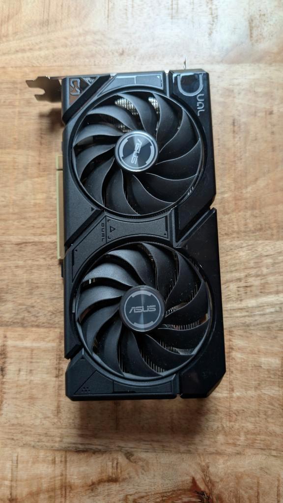 ASUS RTX 4070 Super, Computers en Software, Videokaarten, Zo goed als nieuw, PCI-Express 4.0, GDDR6, Ophalen of Verzenden