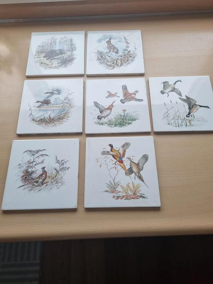 7 vintage Mettlach tegels dierenmotieven, Antiek en Kunst, Antiek | Wandborden en Tegels, Ophalen of Verzenden