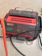 Accu Lader Ultimate Speed ULG 12B3, Ophalen, Gebruikt, Universele onderdelen