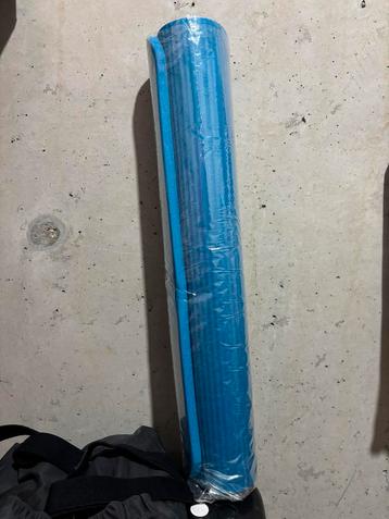 Nieuwe Kleine Yoga Mat - Outdoor Training beschikbaar voor biedingen