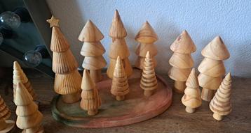 Kerst bomen houten bomen kerstbomen boom beschikbaar voor biedingen