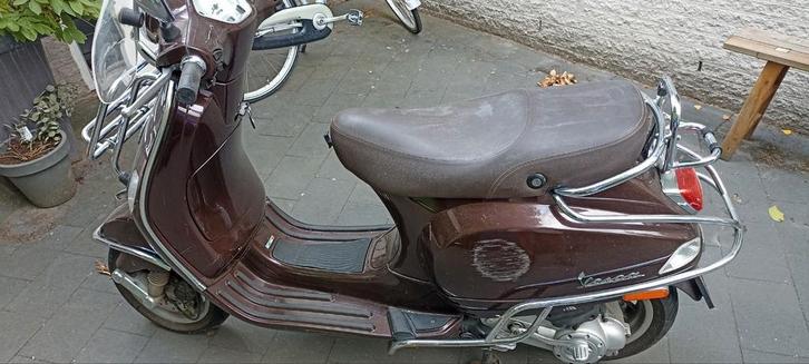 Vespa LX50 4t (start niet) in prijs verlaagd, Fietsen en Brommers, Snorfietsen en Snorscooters, Gebruikt, Vespa, Benzine, Ophalen