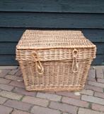 Oude rieten Bakkersmand, riet, mand Bijzettafeltje, tafeltje, Ophalen of Verzenden