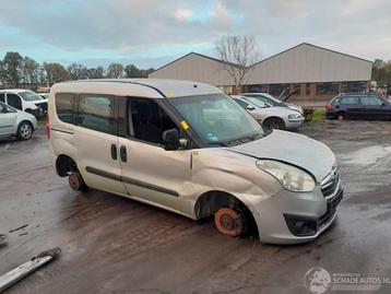 Opel Combo Tour onderdelen (kleur: 20U) donorauto beschikbaar voor biedingen