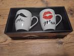 Nieuw in de verpakking twee bekers Mr en Mrs, Huis en Inrichting, Keuken | Servies, Ophalen of Verzenden, Nieuw, Kop(pen) en/of Schotel(s)