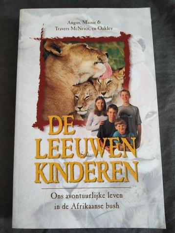 De leeuwenkinderen (Angus, Maisie & Travers McNeice) beschikbaar voor biedingen