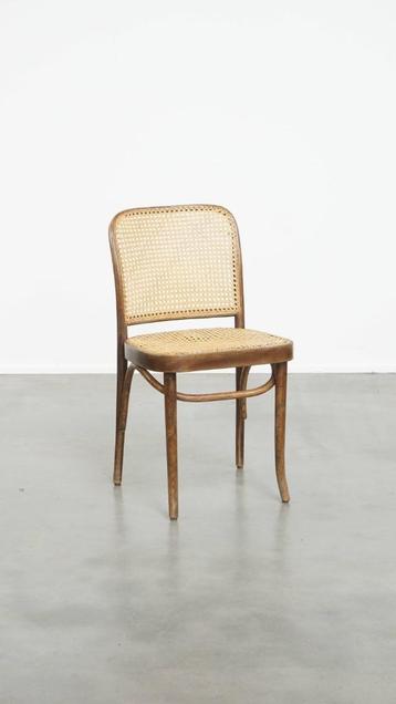 Charmant bistro stoeltje in de stijl van Thonet beschikbaar voor biedingen