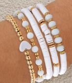 Set 5 witte met goud kleur armbanden nieuw, Ophalen of Verzenden, Nieuw, Wit