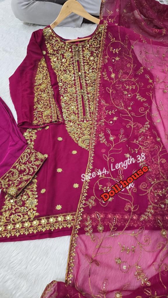 Prachtige Indiase Party Jurk met Chiffon en Bewerkingen, Kleding | Dames, Jurken, Nieuw, Maat 42/44 (L), Roze, Onder de knie, Ophalen of Verzenden