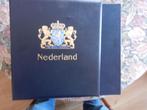 Davo de luxe album  twee  postzegels ned, Ophalen of Verzenden, Nederland