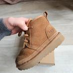Ugg Neumel Toddler Maat 25 - Nette Staat, Kinderen en Baby's, Babykleding | Schoentjes en Sokjes, UGG, Jongetje of Meisje, Laarsjes