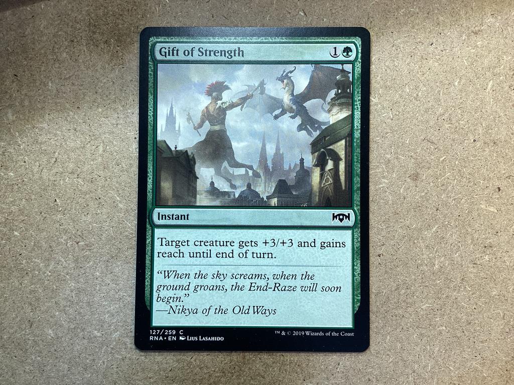 1x Gift of Strength [127/259] (Excellent), Ophalen of Verzenden, Zo goed als nieuw, Losse kaart