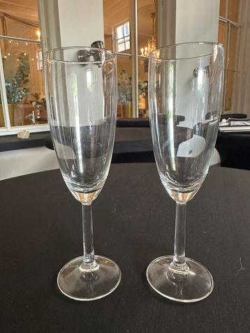 Champagne glazen flutes grote partij 160 stuks  beschikbaar voor biedingen