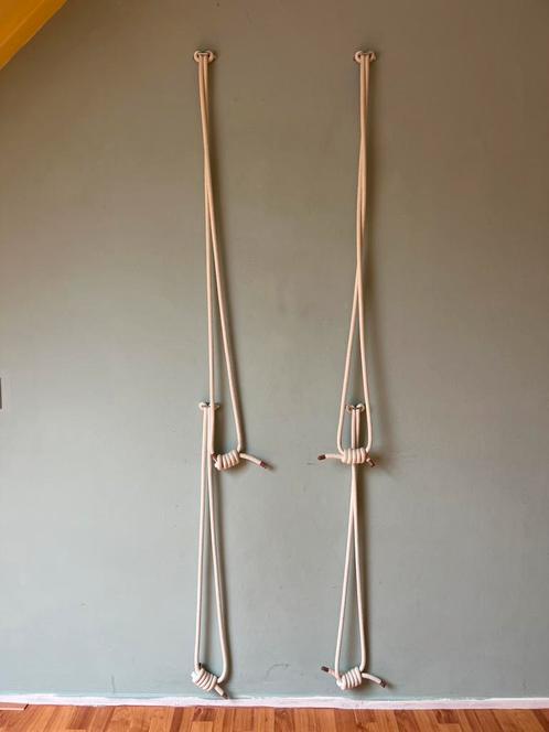 Iyengar yoga set, touwen, stoel, blokken, kussens, boeken, Sport en Fitness, Yoga en Pilates, Gebruikt, Ophalen of Verzenden