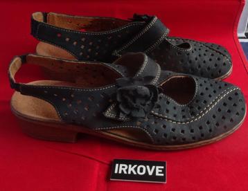 ZOMERSE BLAUWE SUEDE SCHOENEN * NIEUW Maat 40 H *  beschikbaar voor biedingen