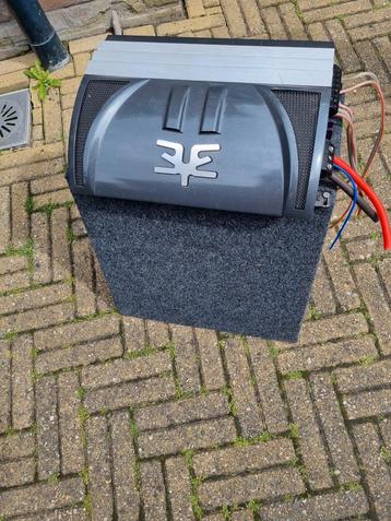 Subwoover met versterker beschikbaar voor biedingen