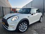 Mini Cooper Chili 2 Wired Led/navi/ head-up/cruise, Auto's, Mini, Voorwielaandrijving, 136 pk, 4 stoelen, Leder en Stof